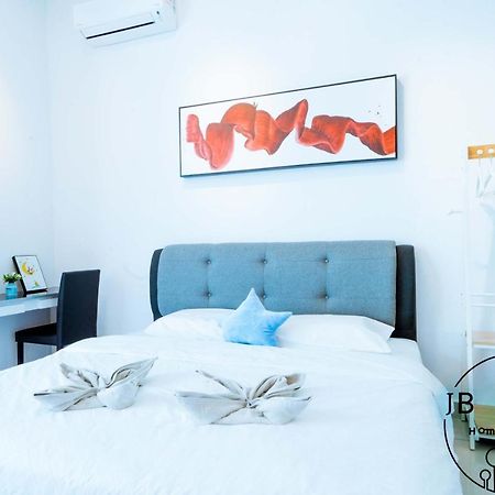 Austin 18 Ikea - Aeon Apartment Johor Bahru Ngoại thất bức ảnh